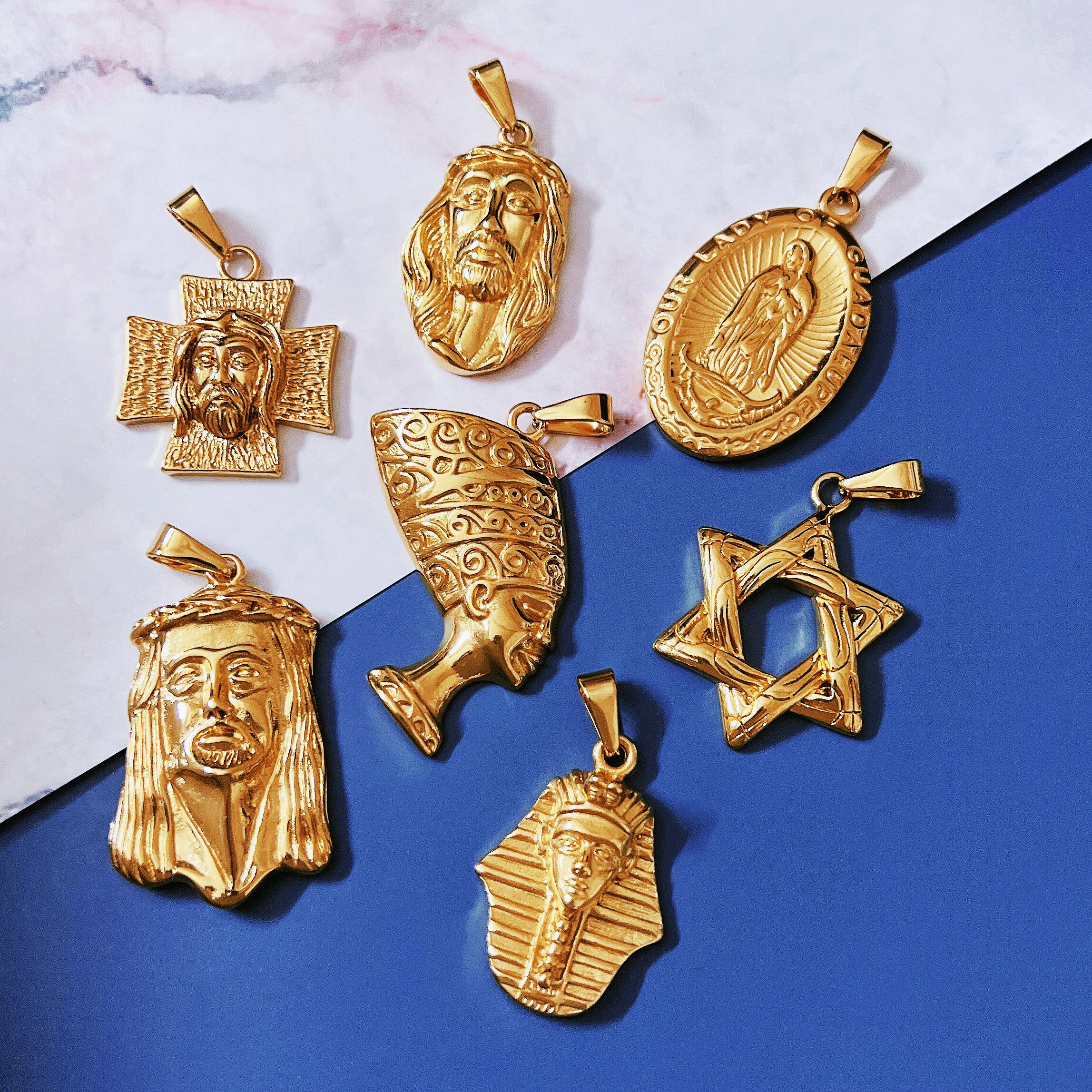 

Custom 18K Gold Plated Stainless Steel Catholic Religious Jesus Jewelry Women Men Virgin Mary Pendant Nefertiti Pharaoh Charm