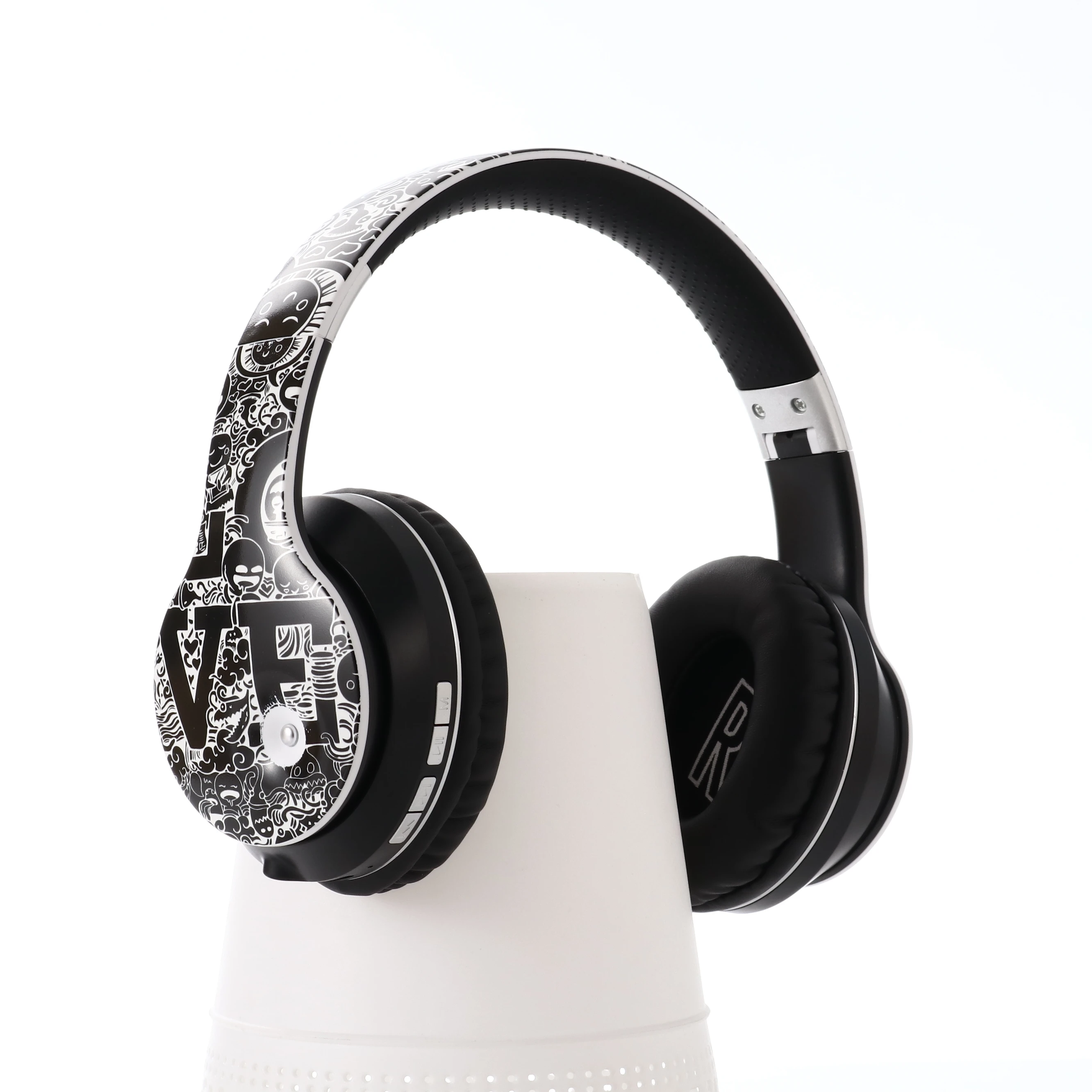 

Top Quality Wireless Music Big Earmuffs Headset Game Headset Earphone & headphone
