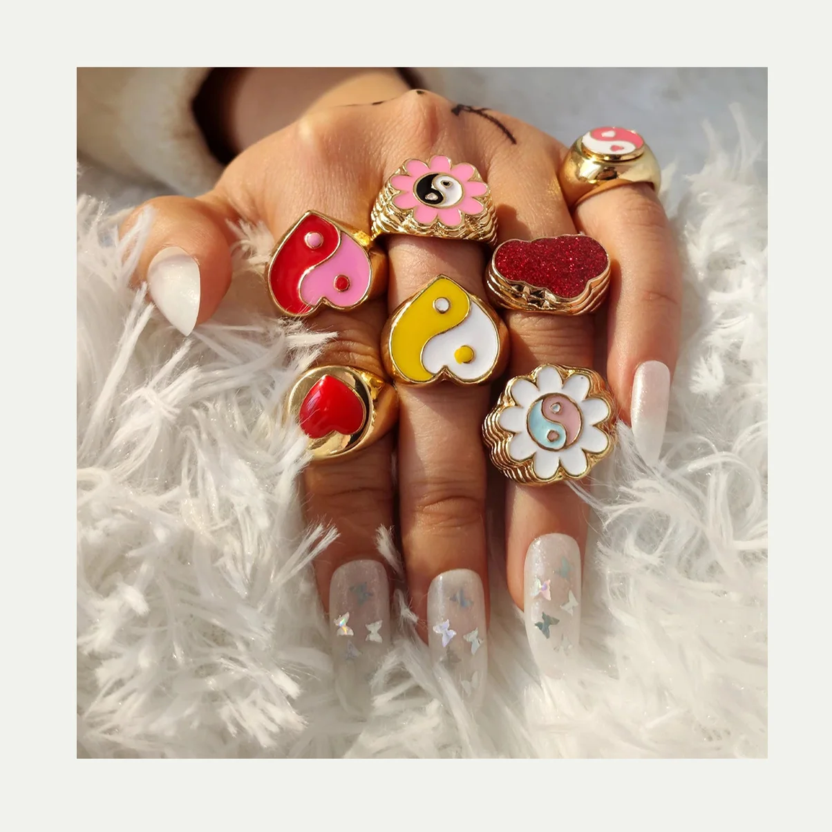 

New Love Heart Yin Yang Rings For Women 18K Gold Plated Enamel Flowers Smiley Face Rings Stainless Steel Couple Jewelry Gift, Customized color