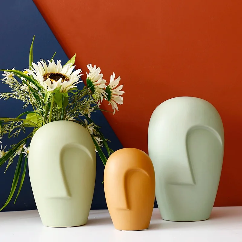 

Minimalist Portrait Vases for Home Decor Flower Ceramic Nordic Vase Modern Ceramic Face Shape Design Human Head Flower Vase, As photo shows