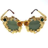

Hollow Out Crystal Rhinestones Luxury Designer Diamond Sunglasses Women Round Metal Glasses