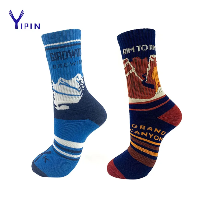 

Low price high quality crew socks unisex  logo athletic socks, Picture