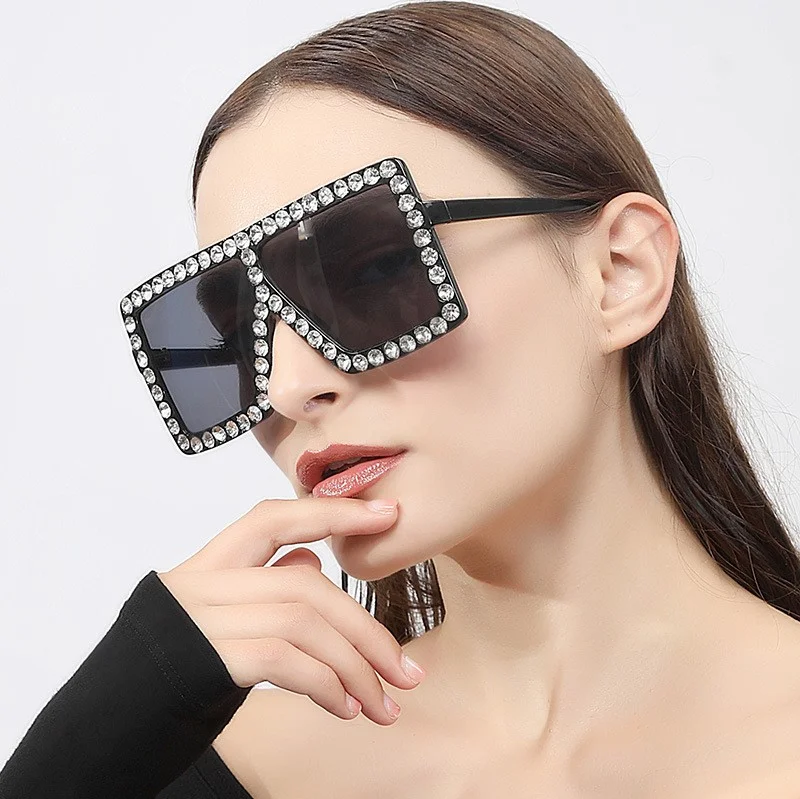 

Lucky MN16009 Eyewear Trendy Bling Diamond Womens Luxury Rhinestone Shades Sunglasses