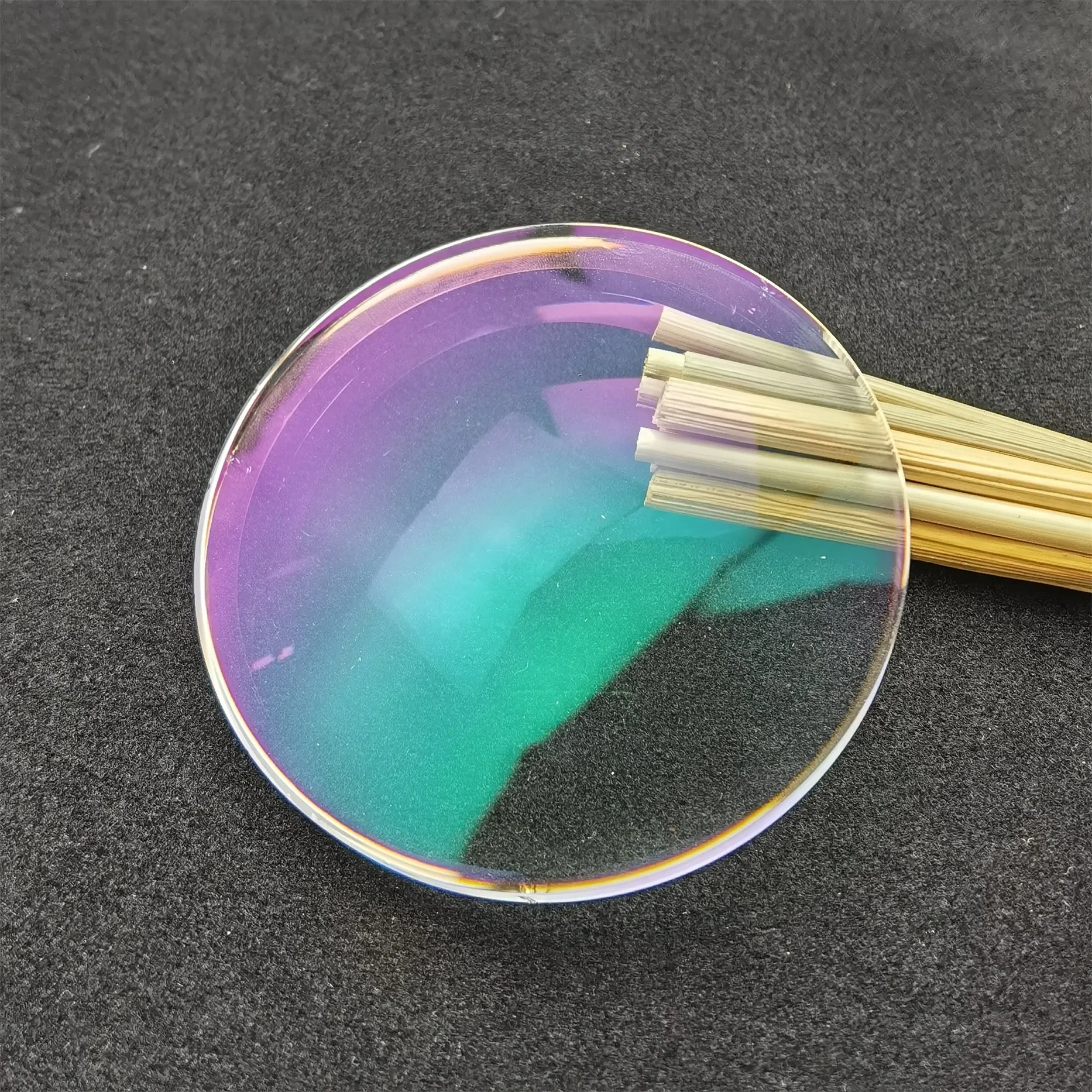 Crystals optic. Crystals optic