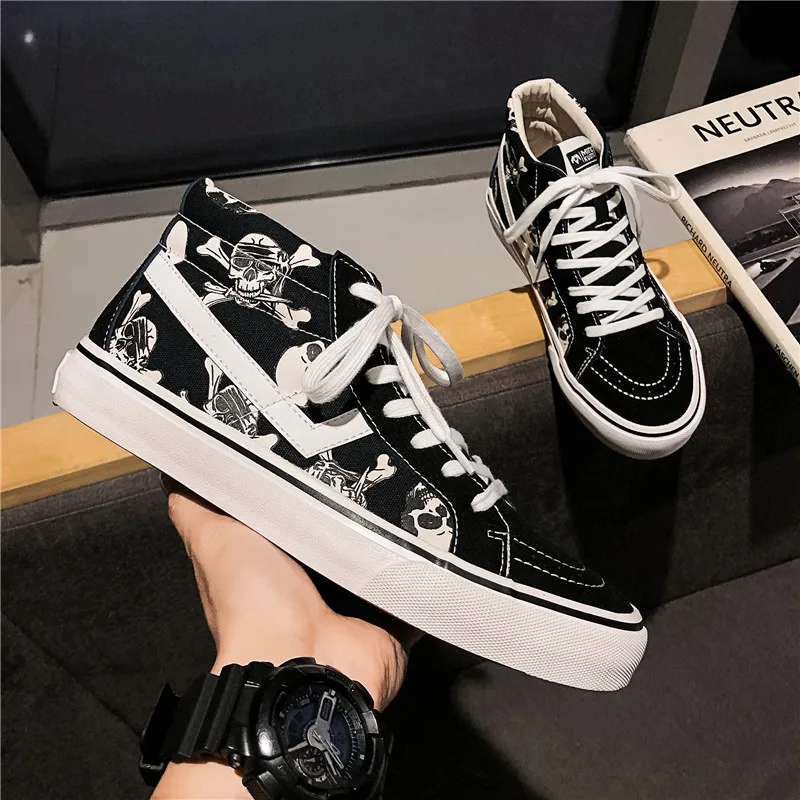 

New Model Low Price Men Lace-up White Canvas Shoes Wholesale Cheap Custom Logo Luminous High Top Canvas Flat Casual Shoes