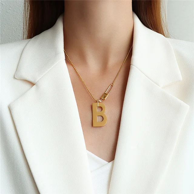 

Dainty 18K Gold Plated Stainless Steel Collar Clavicle Chain Big B Letter Pendant Necklace, 18k gold,silver