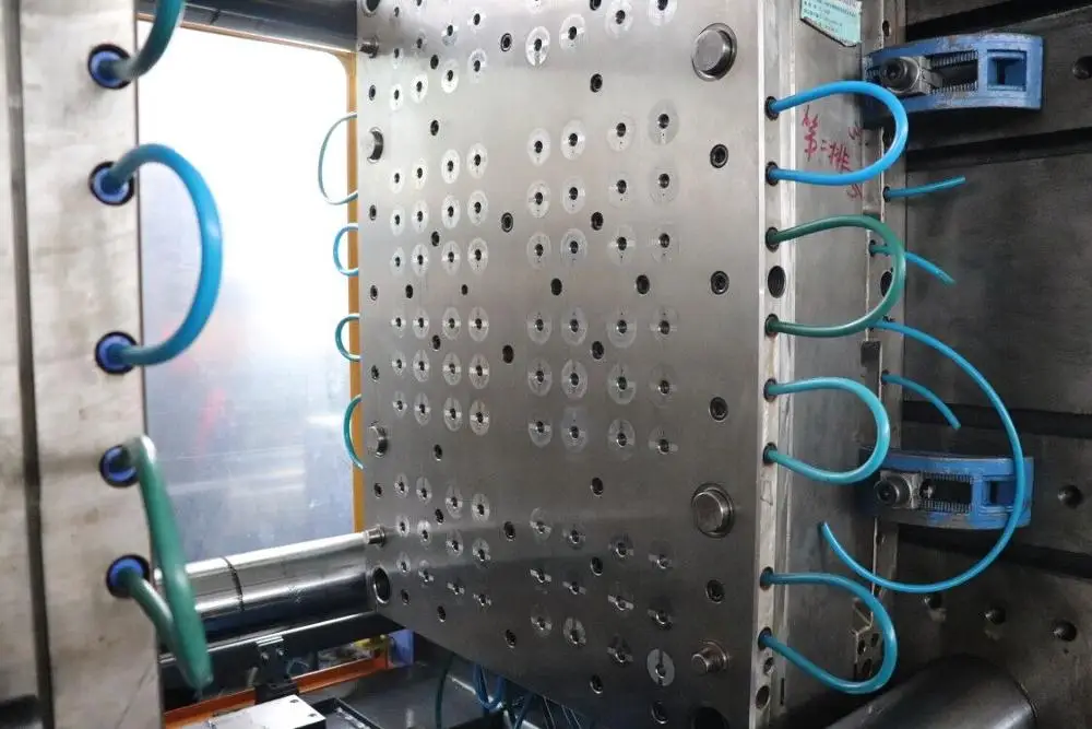 
Chinese manufacturer Professional ABS PP PE PVC mould shaping mode plastic parts injection molding service 