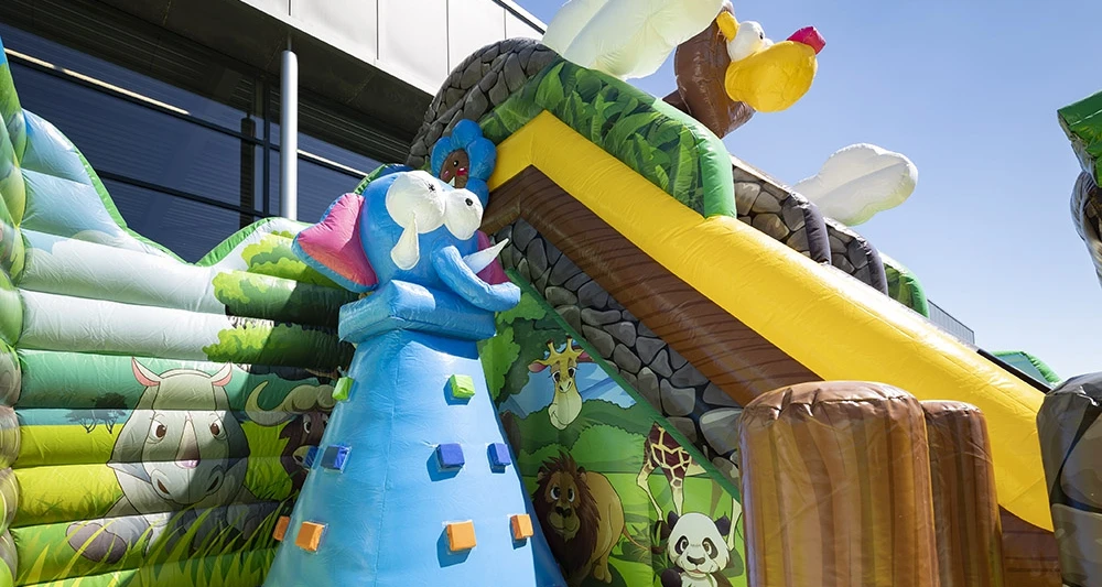 n充气蹦床n充气儿童游乐场 - buy inflatable children playground