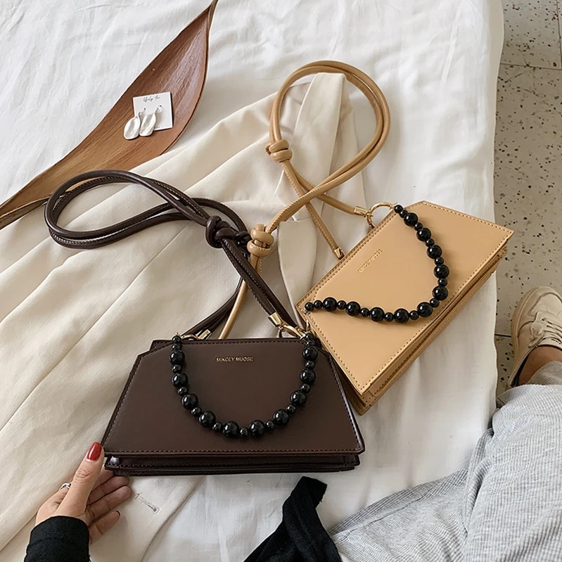 

S1131 Simple Korean texture shoulder European and American retro small 2021 new trend solid color Westernstyle messenger