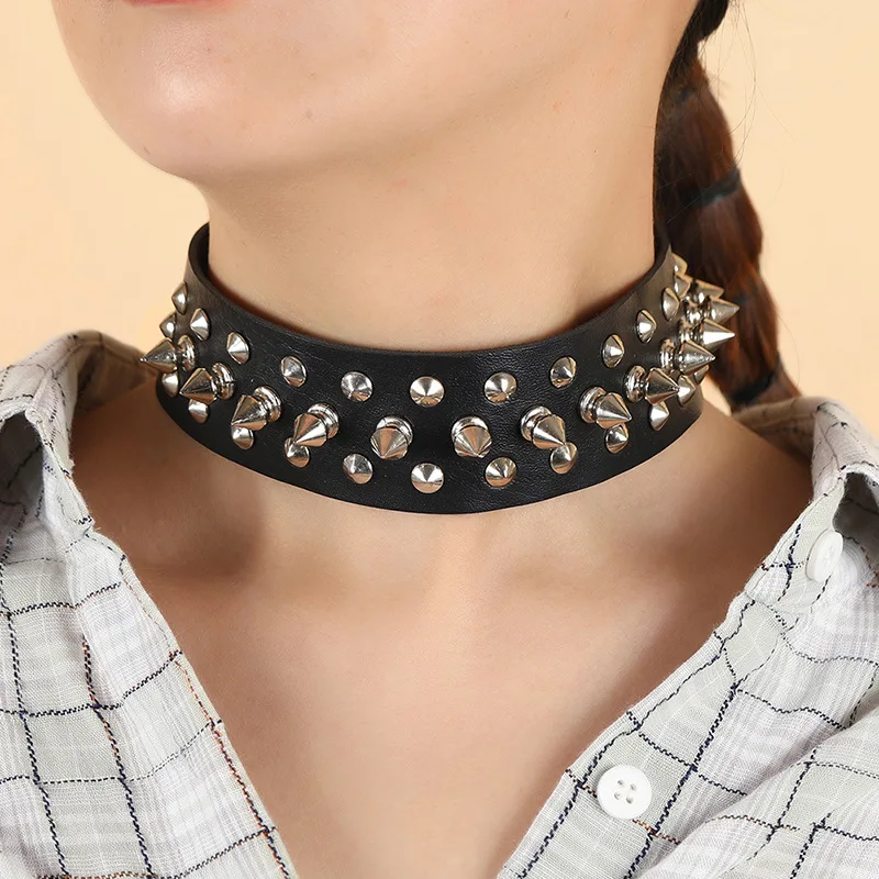 

Fashion Exaggerated PU Leather Necklace Cool Rivet Women Choker Gothic Necklace Cosplay jewelry