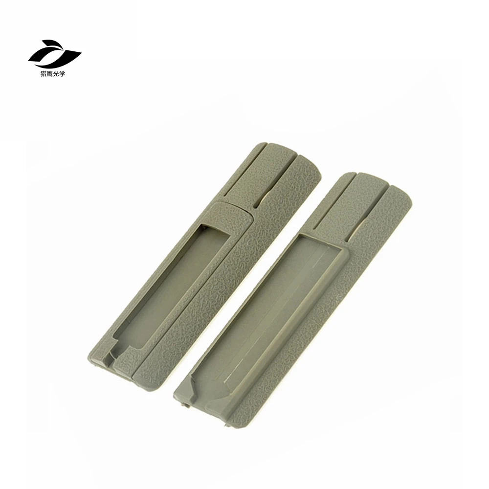 

Tactical Rubber Rail Cover Remote Switch Rail Pads Flashlight Pressure Switch Panel fits 20mm Picatinny rail