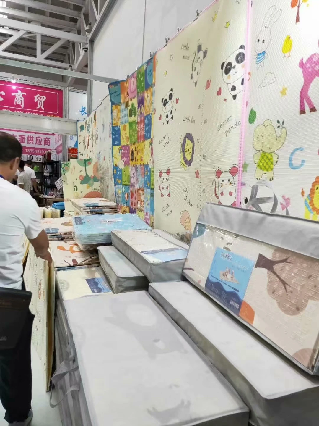 Carpet and rugs factory alphalete indoor playground kids play items