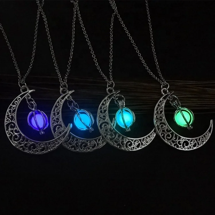 

Trendy Glow in The Dark Accessories Fluorescent Necklace Stone Pendant Necklace Luminous Moon Necklace