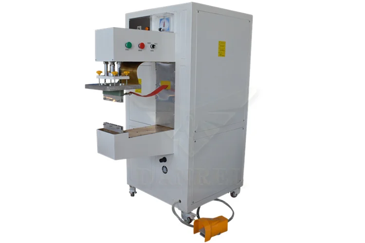 Customizable Solution Gudgeon Arm High Frequency PVC Tarpaulin Welding Machine For Flexible Tanks, Drums and Bladders 