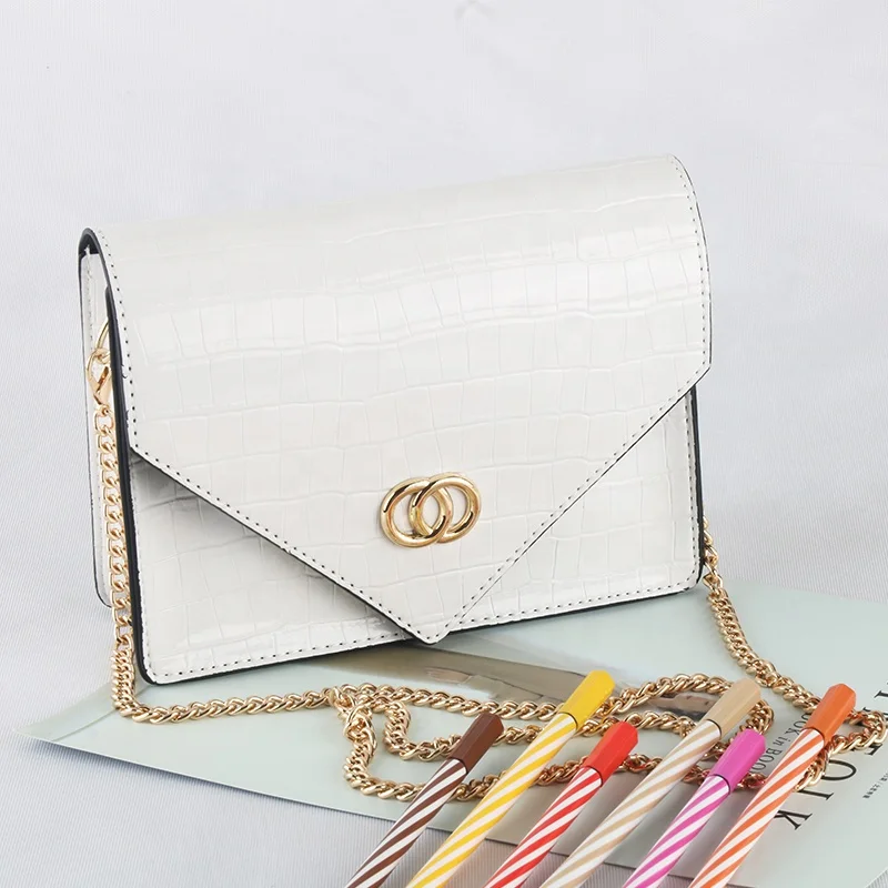 

Factory Offer Luxury Fashion Styles PU Material Golden Chain White Color Woman Message Handbags, White (customized color is available)