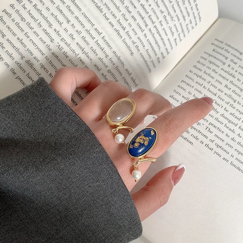 

Vintage Elegance Oval Stone Ring Geometric Carved Index finger Ring With Pearl Women Temperament Jewelry Accessories