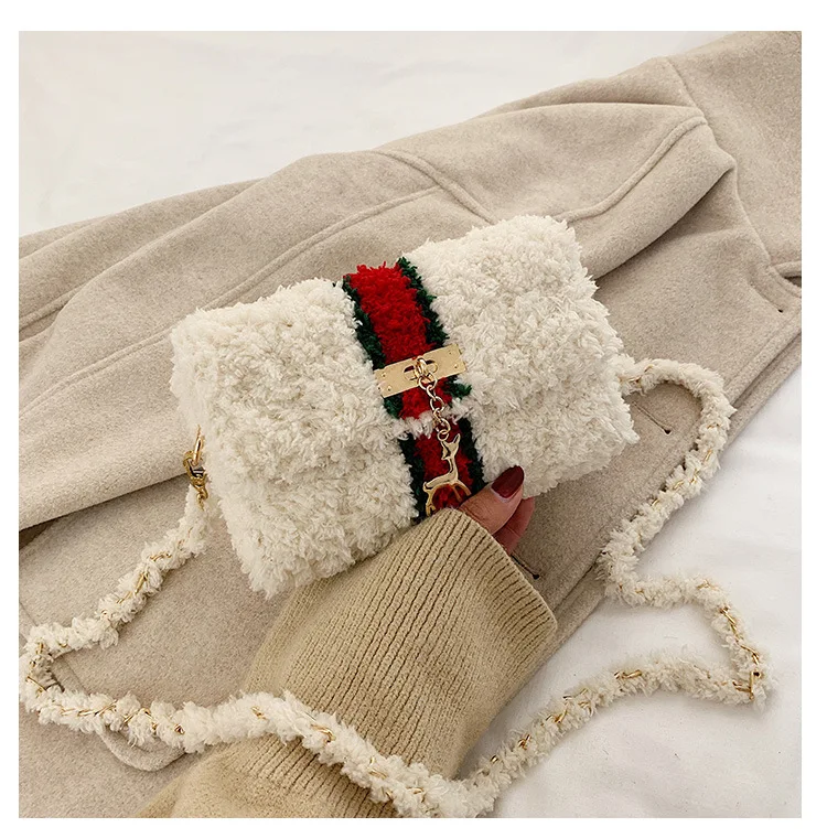 

Hand woven fleece coral fleece mesh self-made shoulder messenger bag