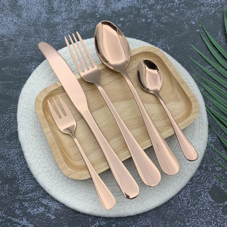 

new arrivals 2021 rose gold flatware 24 pieces cutlery set rose gold cutlery set dinner spoon fork knife, Rose gold/copper