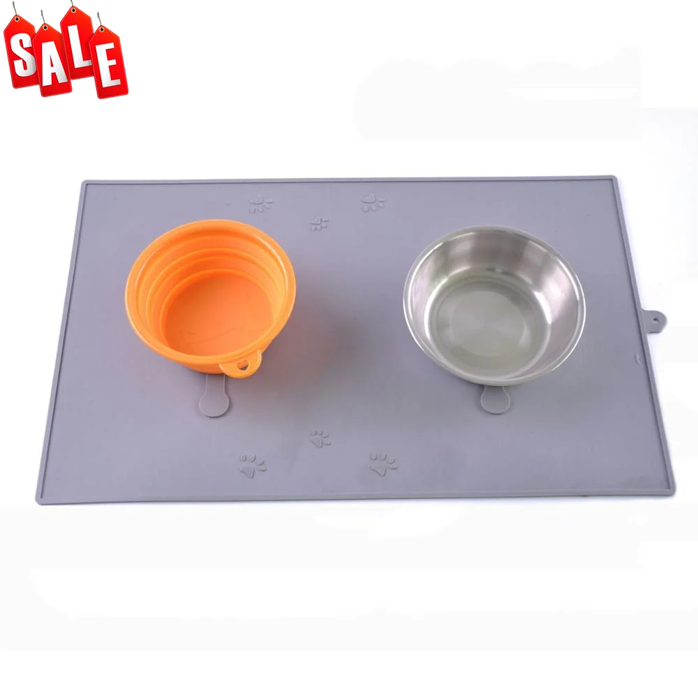

PB03 Bone Shapeddog New Non Slip suction cup Mat Portable Dog Food Travel Silicone Slow Feeder Pet Bowls Placemat, Grey,sky blue,pink