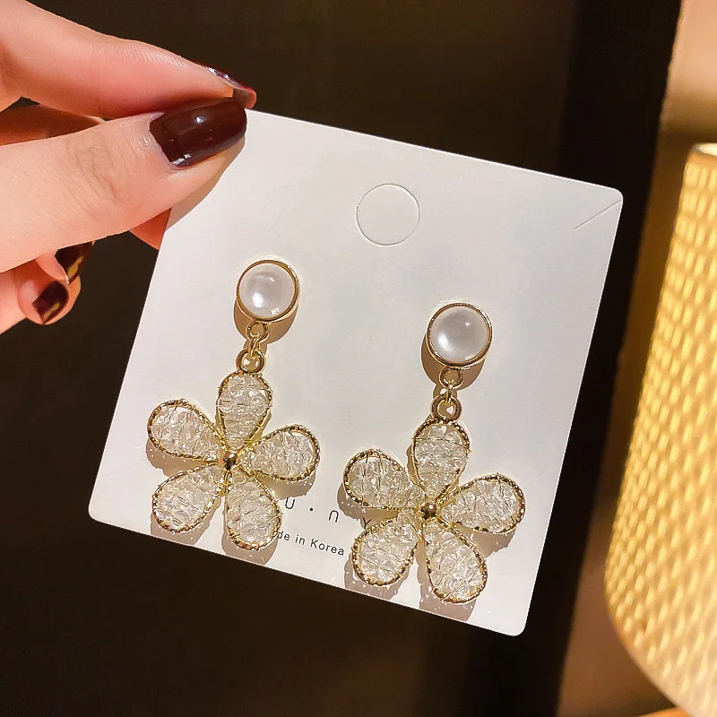 

new statement crystal earring trendy flower