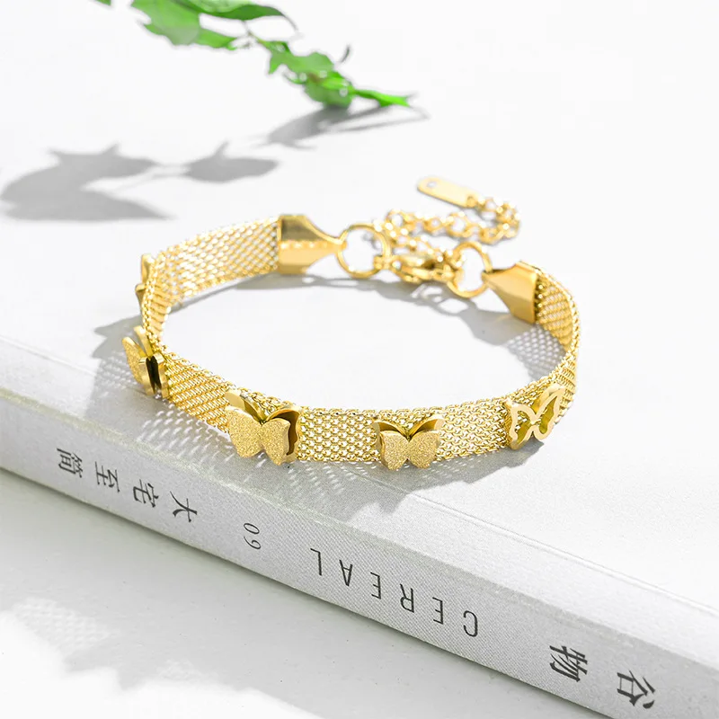 

BS2034 Gold plated Stainless Steel Matte Butterfly Charm Wristband Bracelet