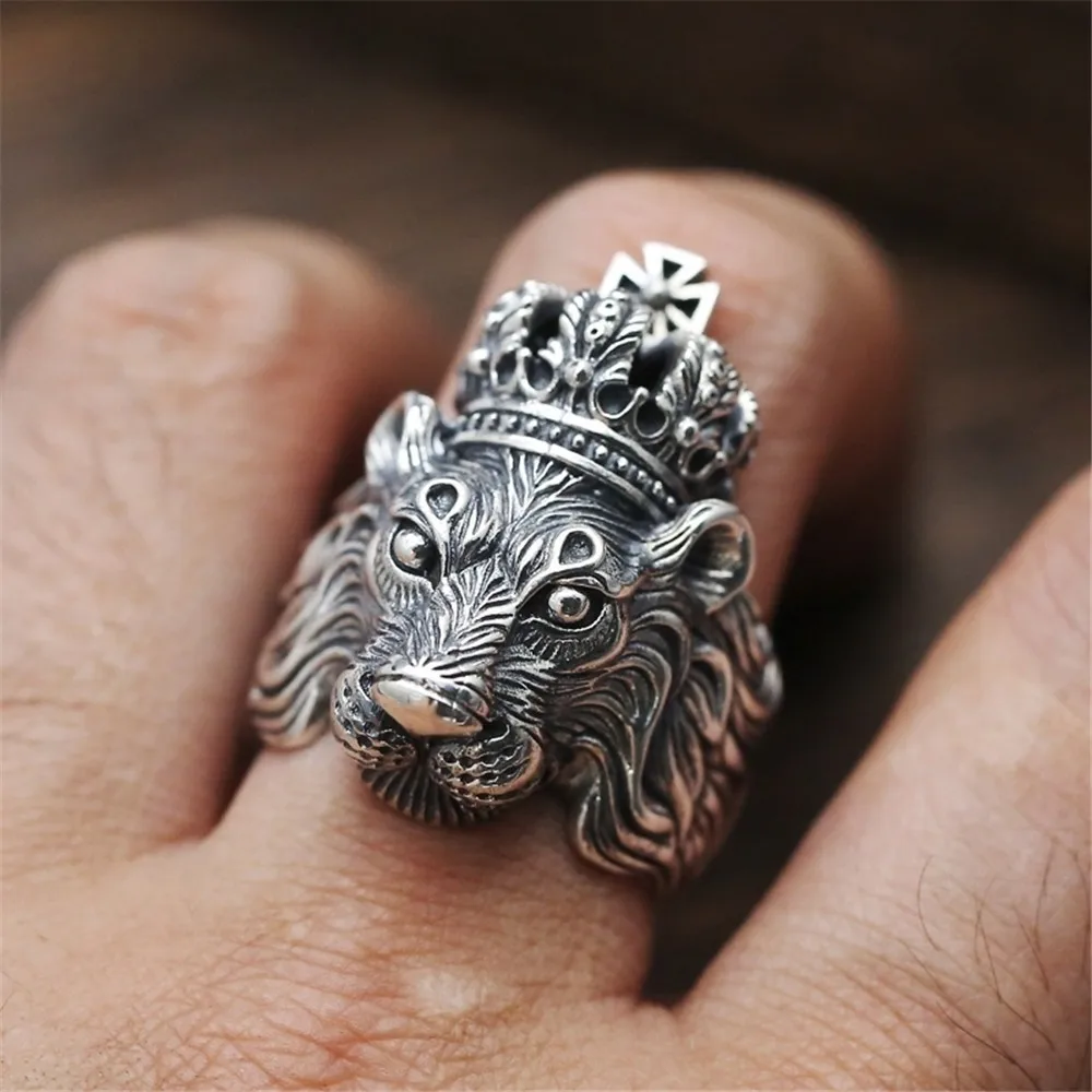 

VRIUA Best Selling Accessories Personality Crown Lion King Europe Domineering Men's Ring