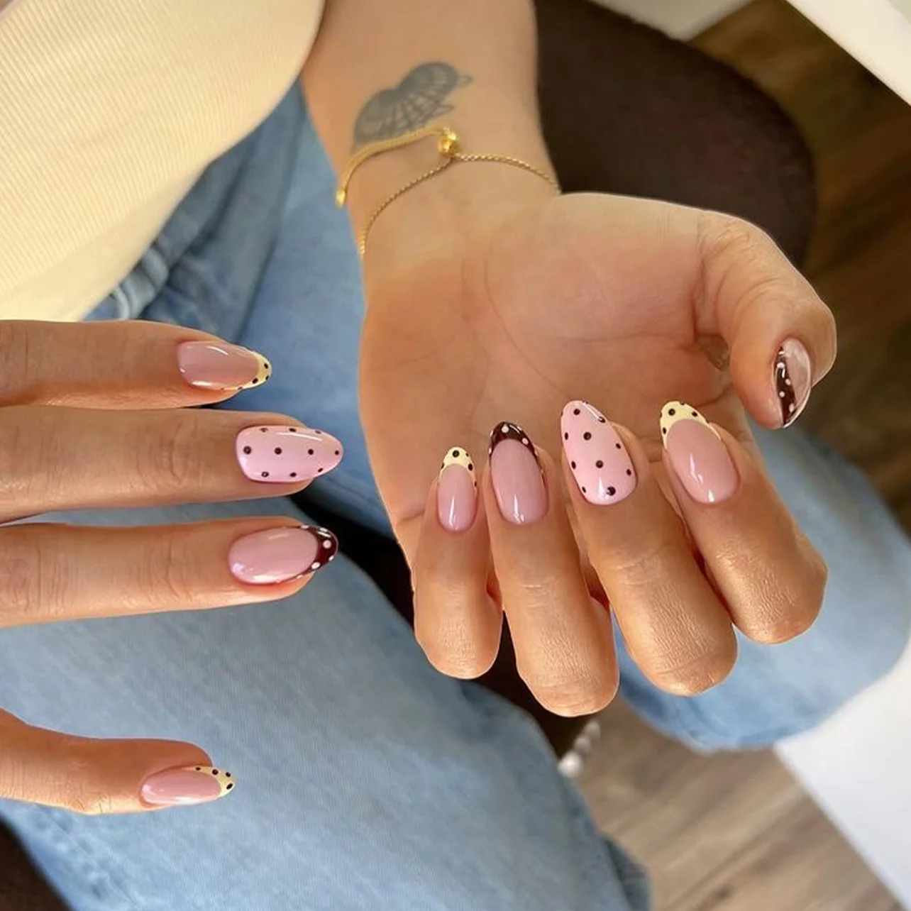 Dropshipping 24 Pcs 4392 Minimalist Short Almond Nails Press on Nails Artificial Fingernails Customize