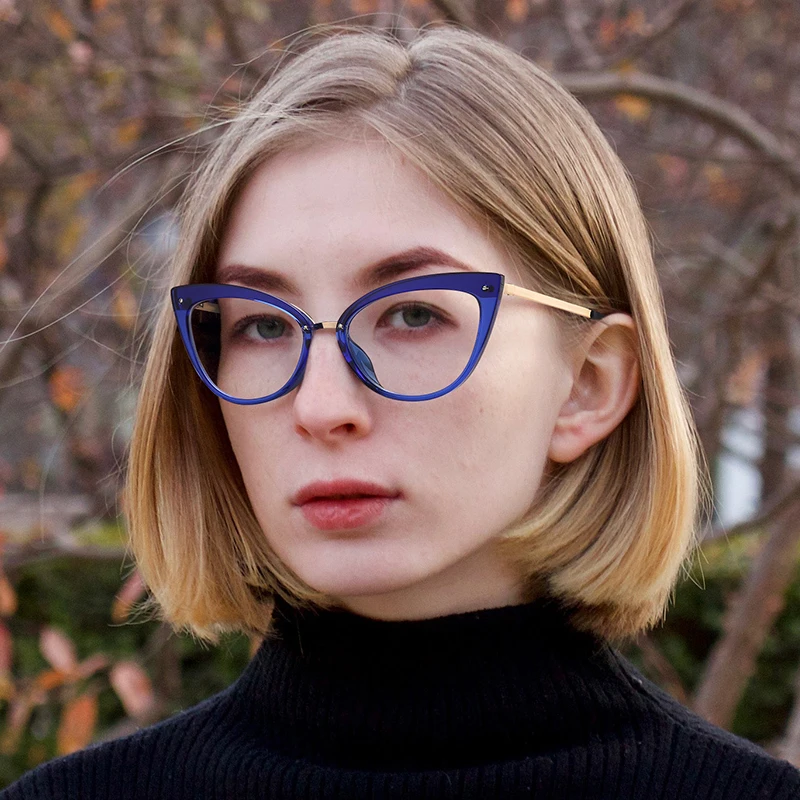 

Twooo 2070 Lightweight Cat Eye Luxury Anti Blue Light Glasses