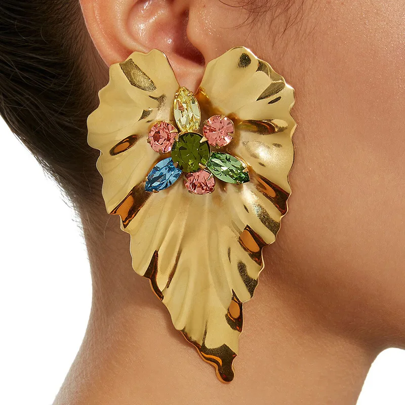 

Bohemia Exaggerated Crystal Leaf Shape Studs Earring Colorful Crystal Diamond Heart Big Leaf Gold Earrings For Women