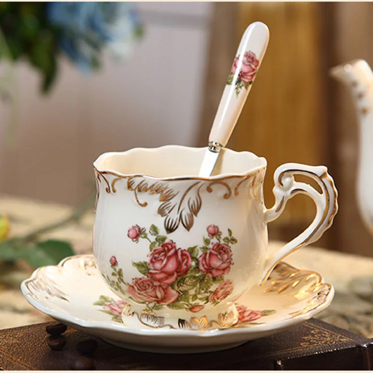 

QIAN HU Nordic Vintage Tea Cup and Saucer Ceramic Porcelain Gift Set, Flower