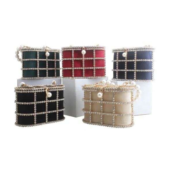 

Fashion Ladies Pearls Clutch Crossbody Bag For Party Metal Cutout Bead Velvet Evening Bag