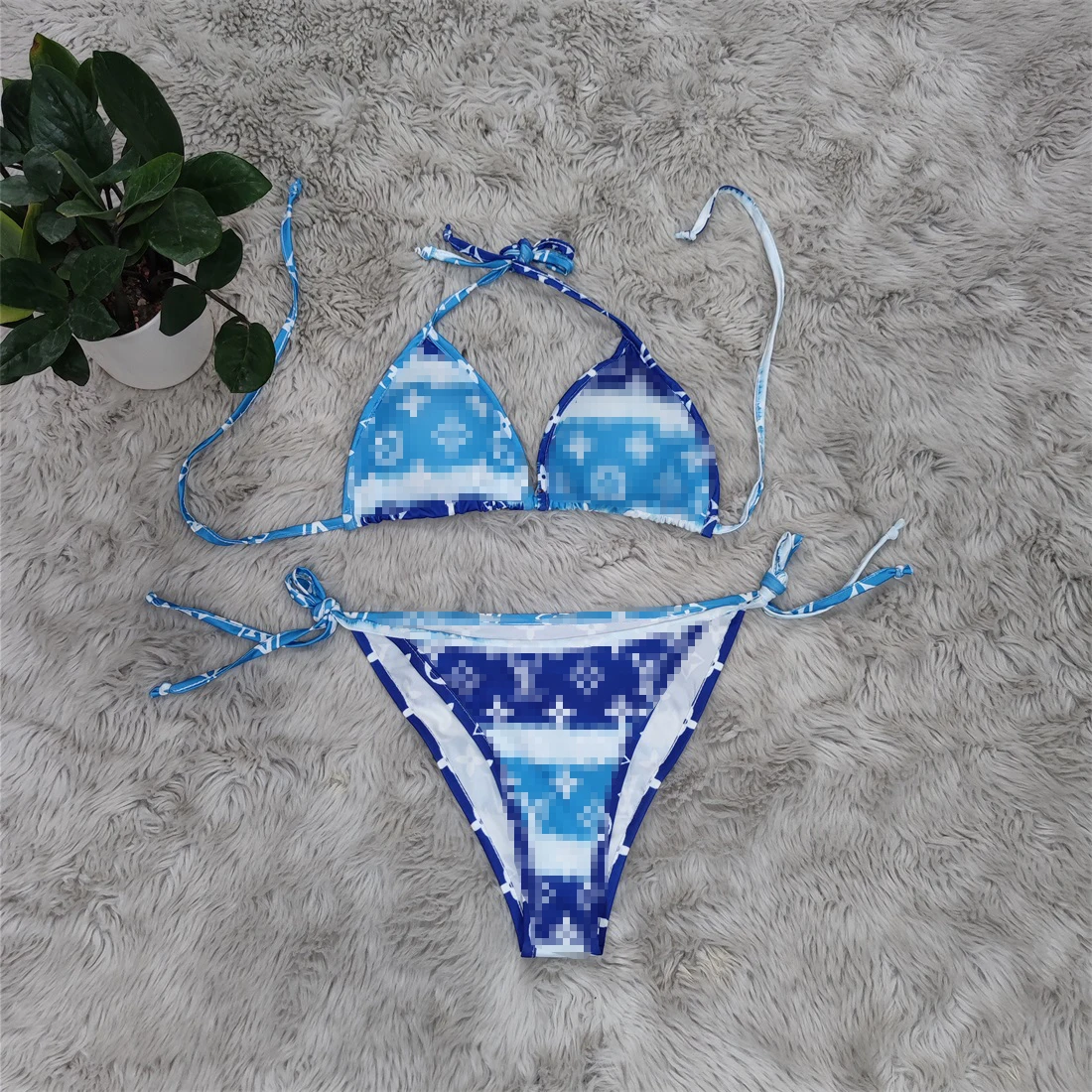 

2021 Designer Luxury Swimsuits Famous Brands Bikini Beach Cover Up Thong Women Bathing Suits, Picture showed