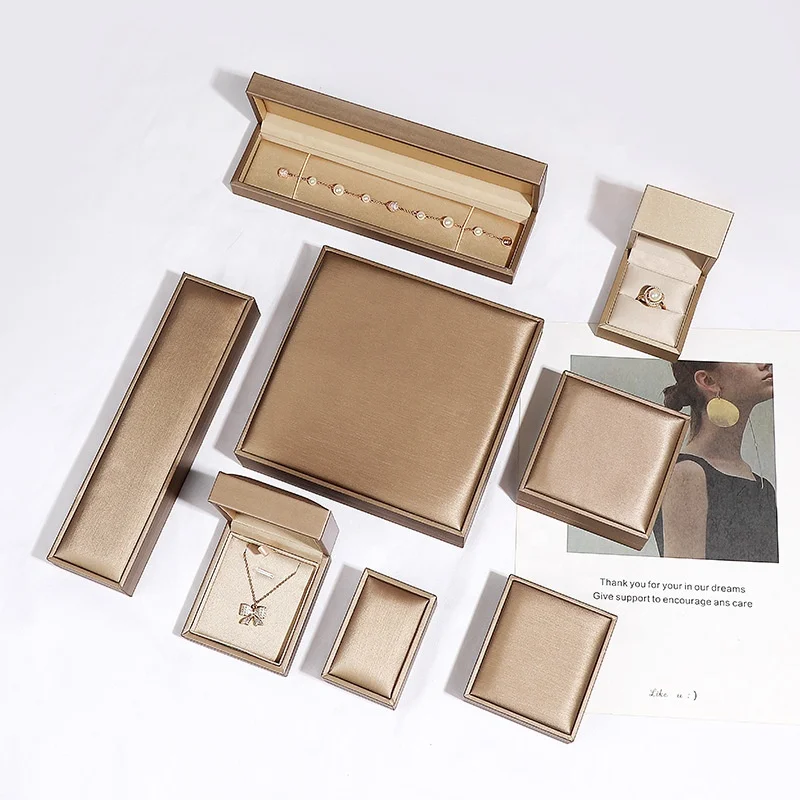 

CUSTOM BOX