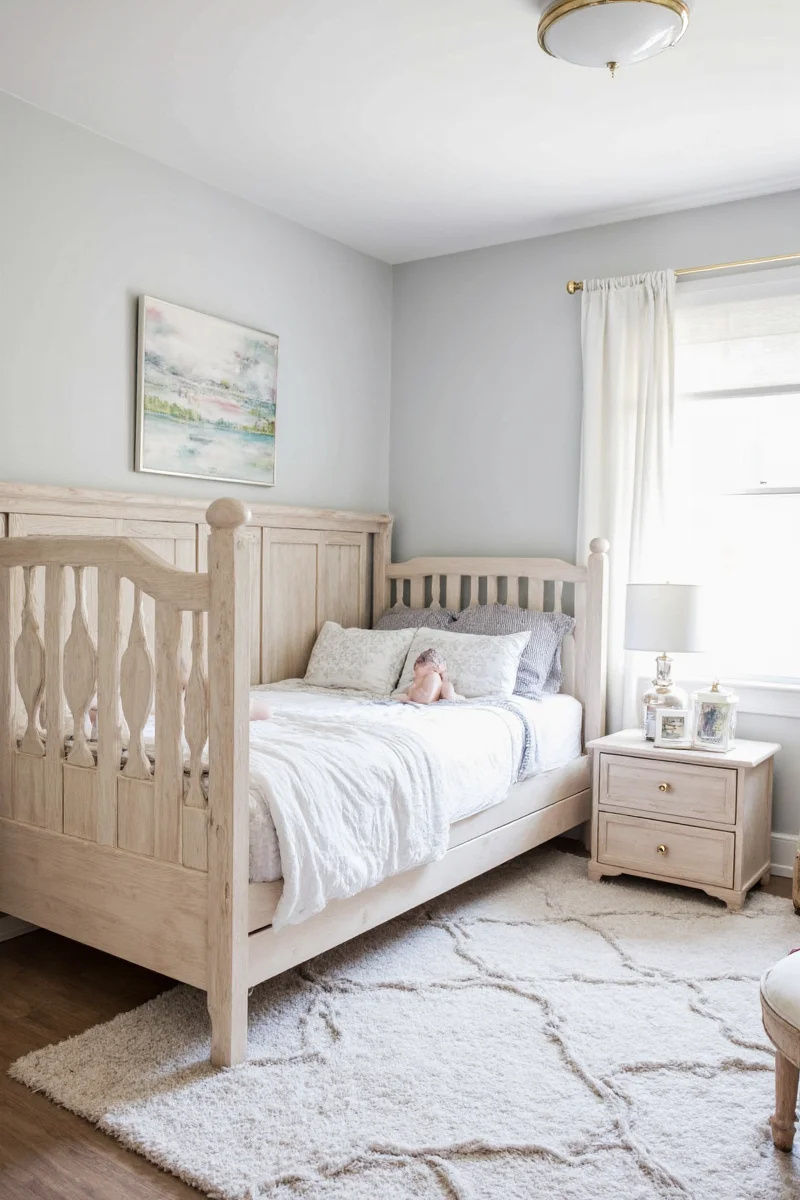 Minimalist wall art above the bed in a family-oriented bedroom
