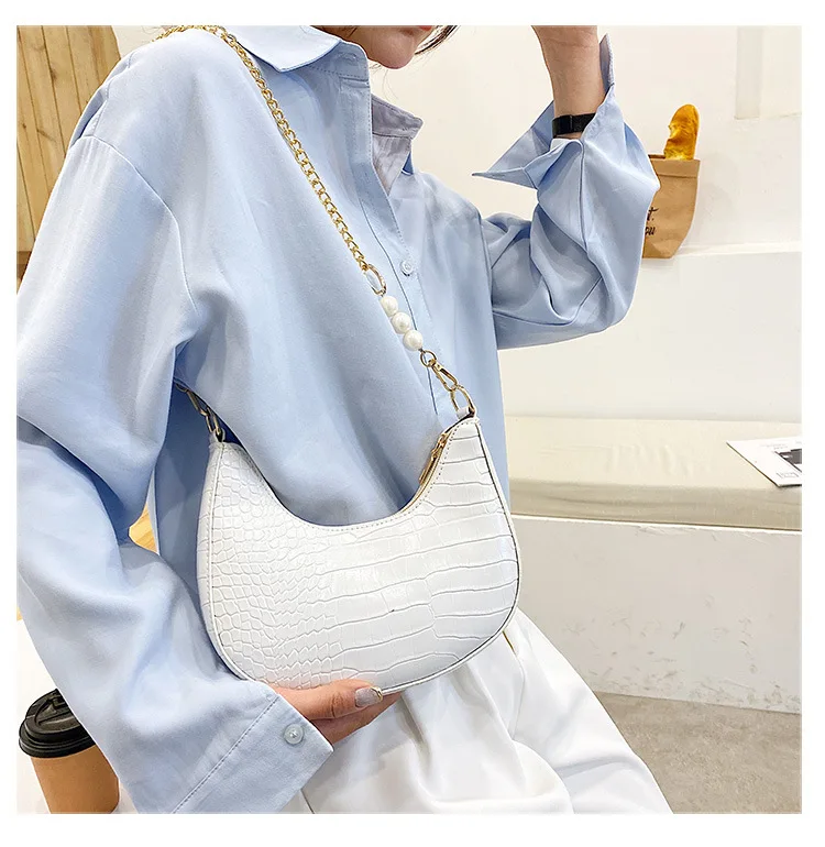 

2021 Half-Moon Design Simple Ladies Chain Armpit Pearl Shoulder Handbag Small PU Leather Crossbody Bags for Women, 5 colors