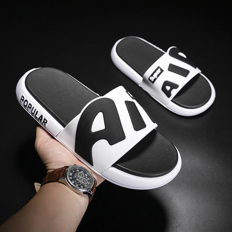 

Trendy Men's Slippers Outdoor Non-slip Thick Bottom Comfortable Slippers