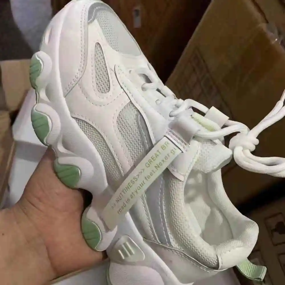 

shoes stock mix style 2021 Fashionable and popular cheap new sports shoes for women, Multiple colour