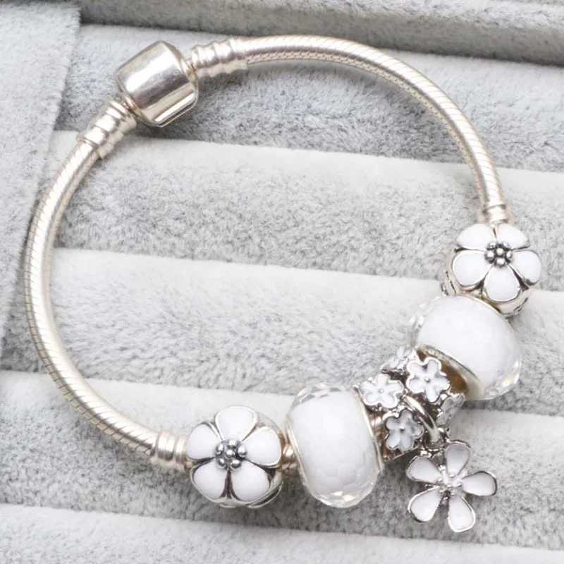 

Lovers Couple Jewelry DIY Coloured Glaze Glass Bead Charm Bracelet Crystal Rhinestone White Sakura Flower Charm Bracelet