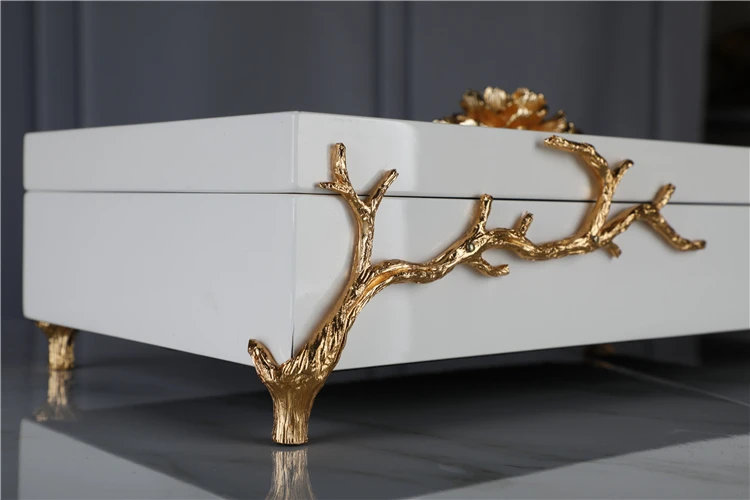 Luxury Decorative Tabletop Wood Box Wedding Valentine Painted Wooden