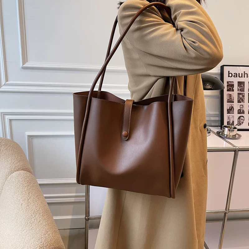 

2022 New Pu Leather Laptop Bag Simple Handbags Famous Brands Women Shoulder Bag Casual Big Tote Vintage Ladies Crossbody Bags