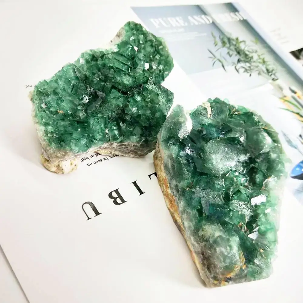 

Wholesale Raw Gemstone Crystal Cluster Mineral Reiki Green Fluorite Cluster Specimen For Home Decoration