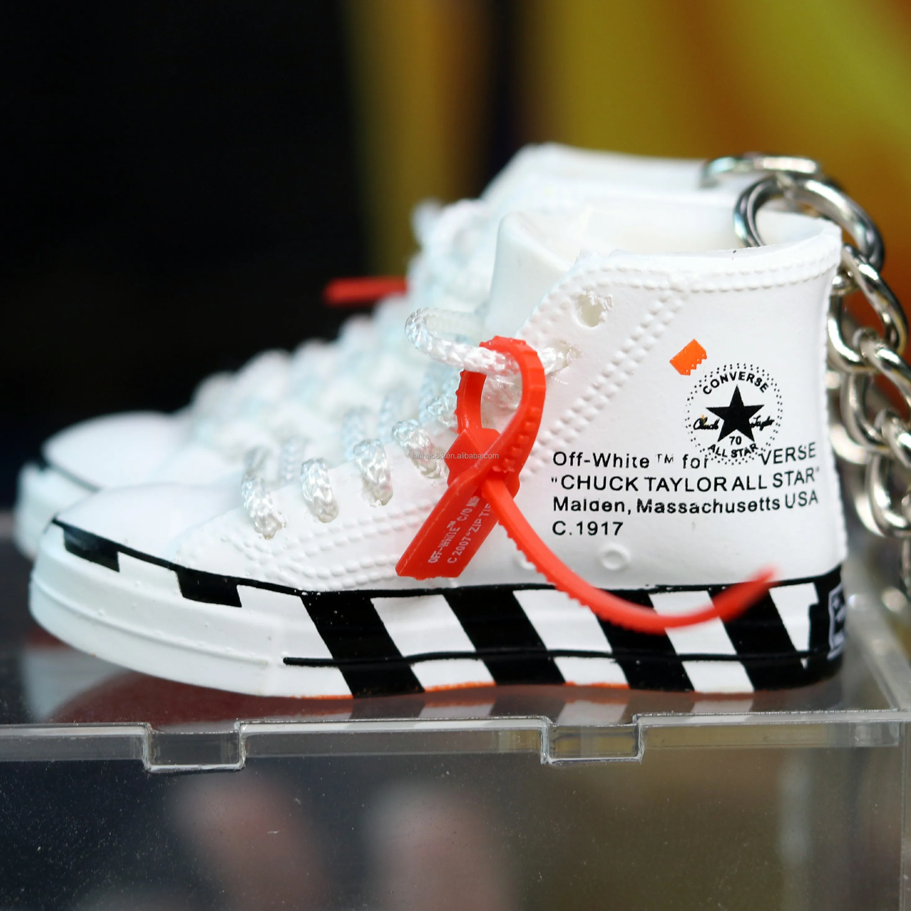 

2021 New designers safety keychain air max shoes Sneaker keychains shoe decorations, Customized color