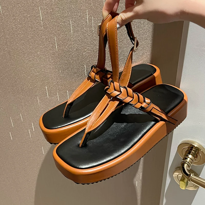

Japan Style Woman Thick Sole Flip Flops Sandals Women Leather Summer Runway Shoes Ladies Buckle Strap Platform Heels