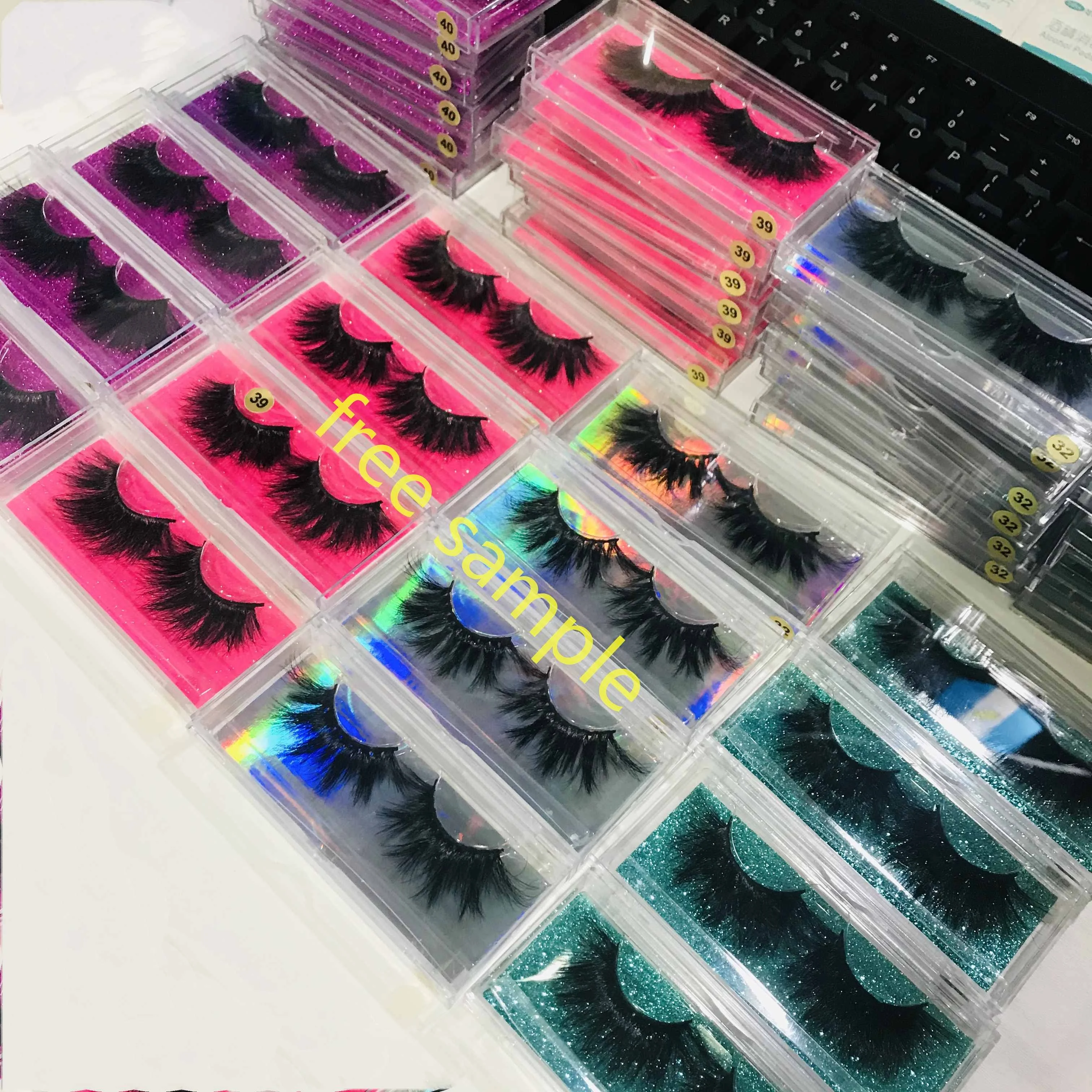 

FREE lash SAMPLE Fur False Eyelashes Wholesale 3d real mink 25mm eyelashes Private Label Customize Packaging, Natural black