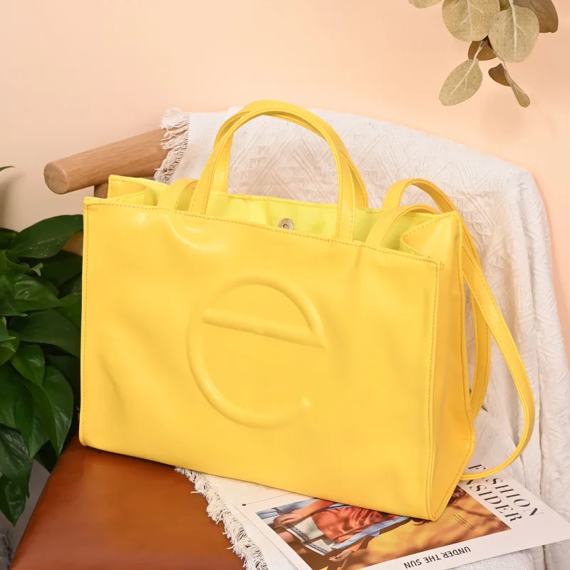 

2021 Autumn And Winter Popular Korean Niche Tote Underarm Three-dimensional Large-capacity Portable Single-shoulder Spot Handbag, 4 colors