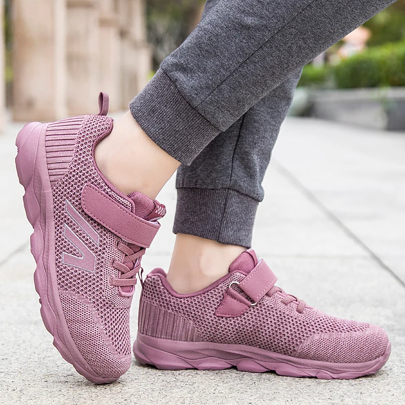 

Casual Lightweight Flats Walking Shoes Breathable Sports Mesh Fashion Running Sneakers