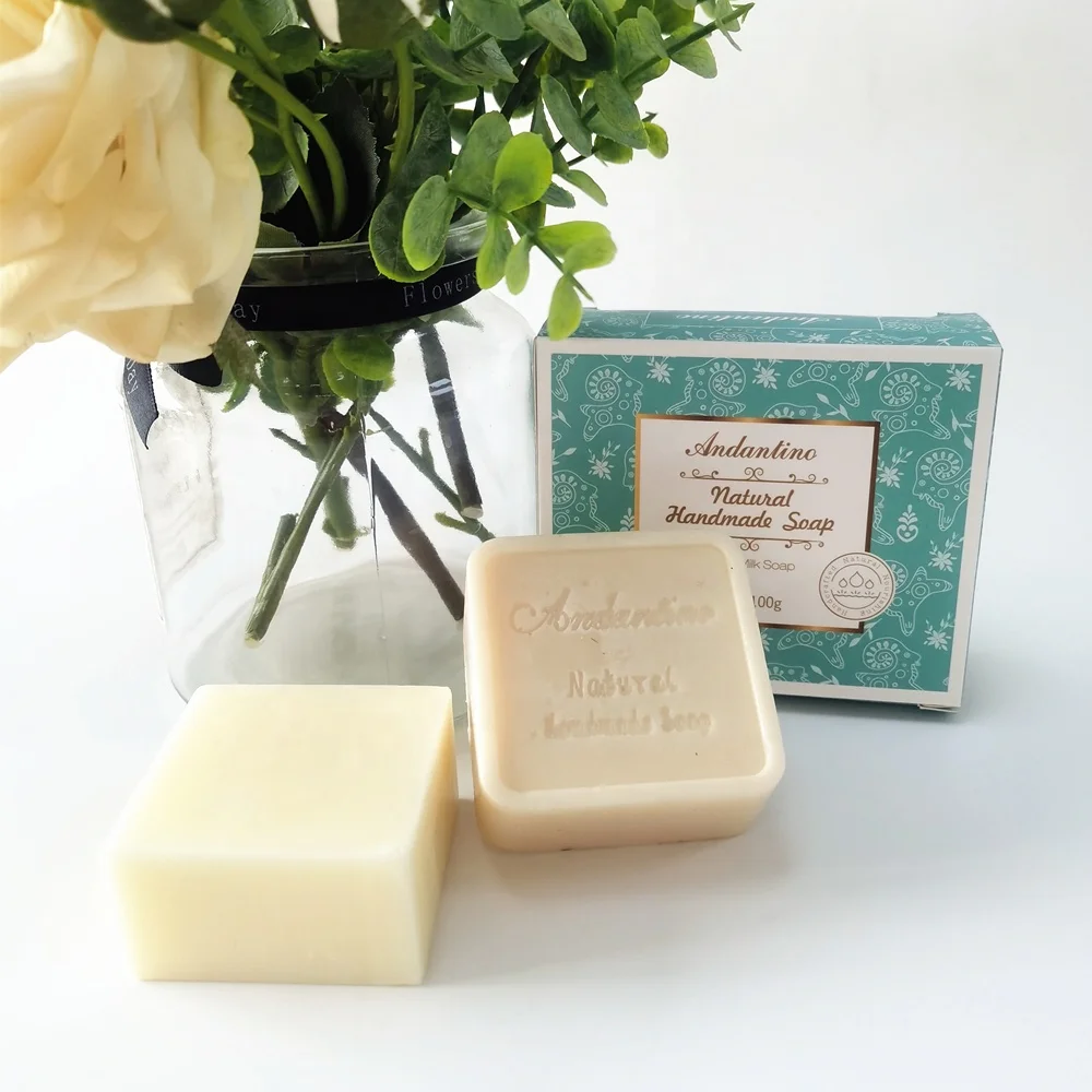 

Pour Melt Skin Whitening Soap Bar Handmade Savon au lait de chevre Goat Milk Soap, Milky white