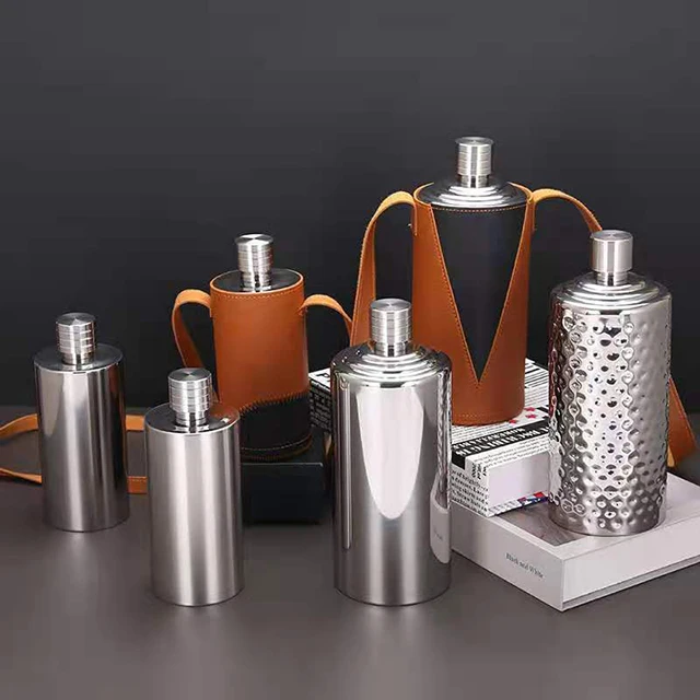 

Wholesale Portable Stainless Steel Water Liquor Bottle Flagon Hip Flask With Leather Holster, Stainless steel color