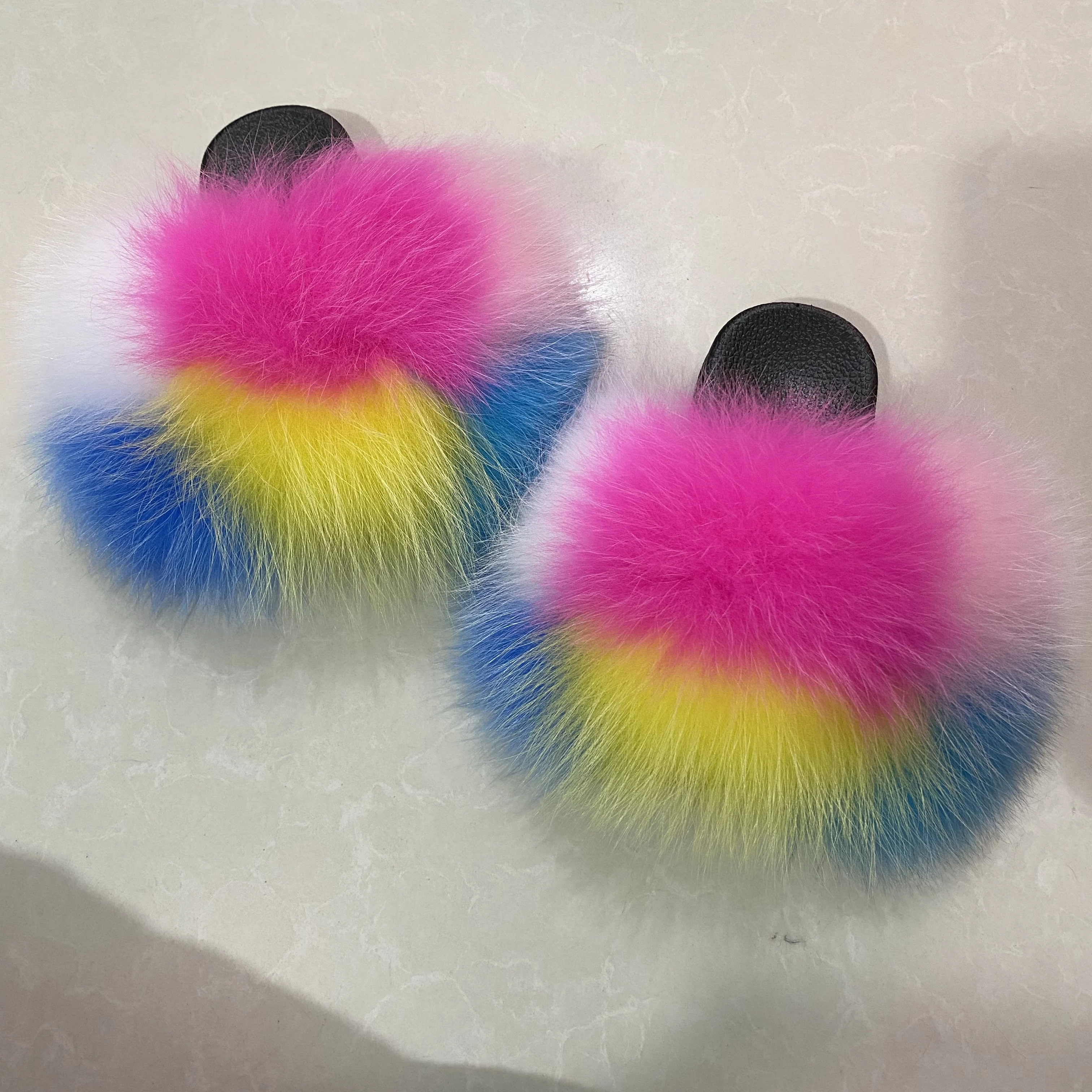 
Wholesale Furry Raccoon Fur Slides Slipper for women 