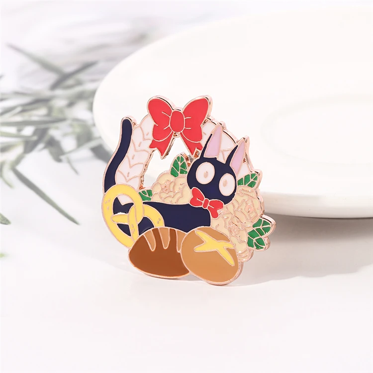 

Lovely Anime Sailor Moon Enamel Pin Cartoon Bow Luna Cat Power Brooches Backpack Badge Collar Jewelry Gift